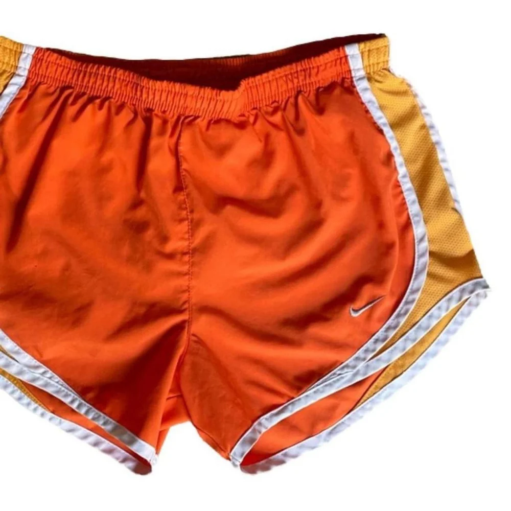Nike XS Dry Fit Activewear Orange Shorts with White Lining - Picture 2 of 6